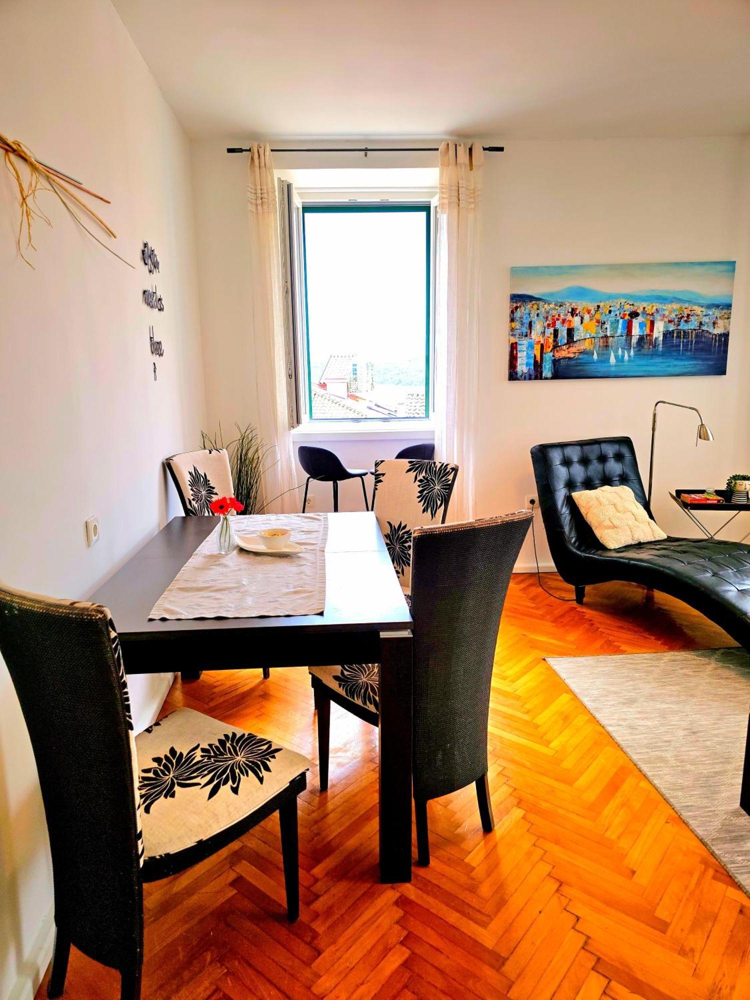 Square View Apartment Sibenik