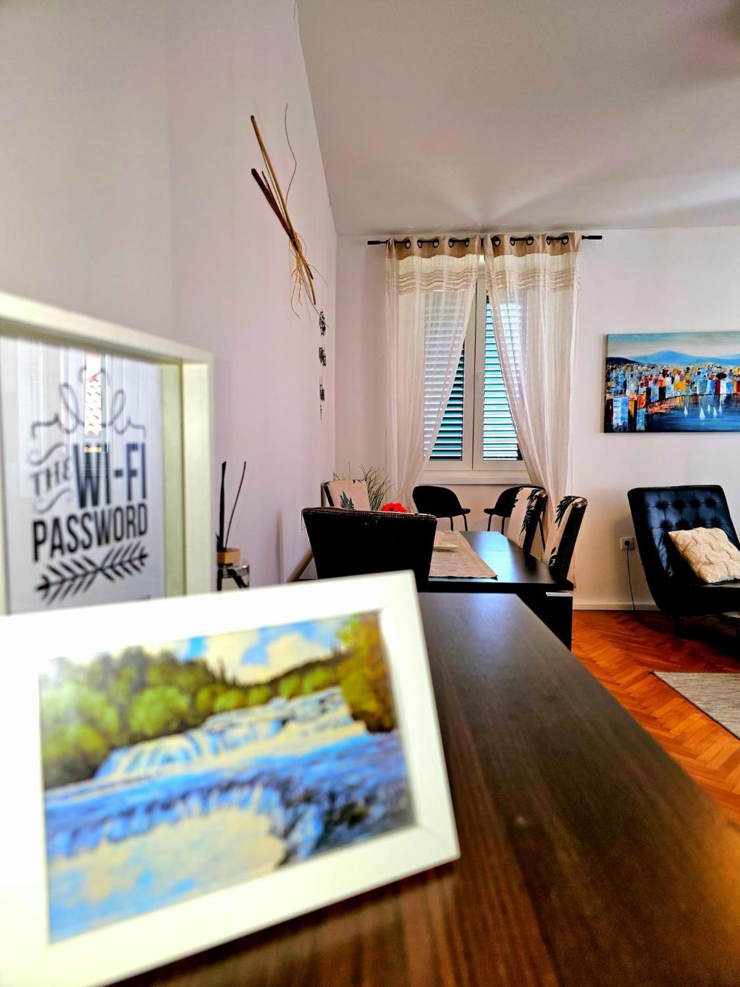 Apartment Square View
